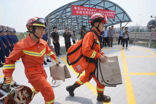 猛龙主帅：球队还有需要改进的地方 不过我们正朝正确方向前进